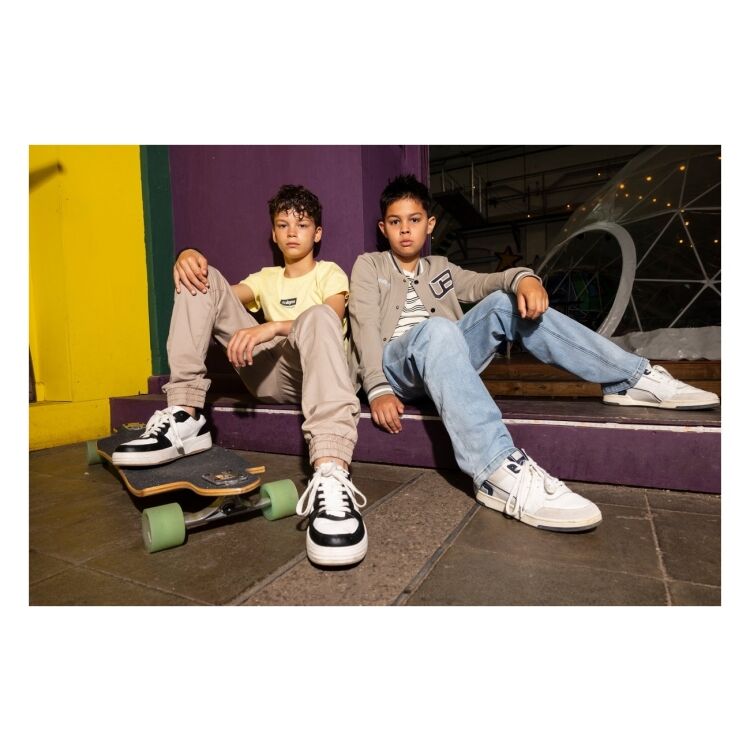 Indian Blue Jeans 960117 960117 - www.romeynkids.nl - Romeyn Kids