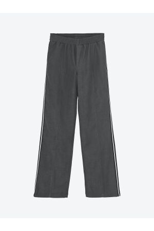 Indian Blue Jeans 970527