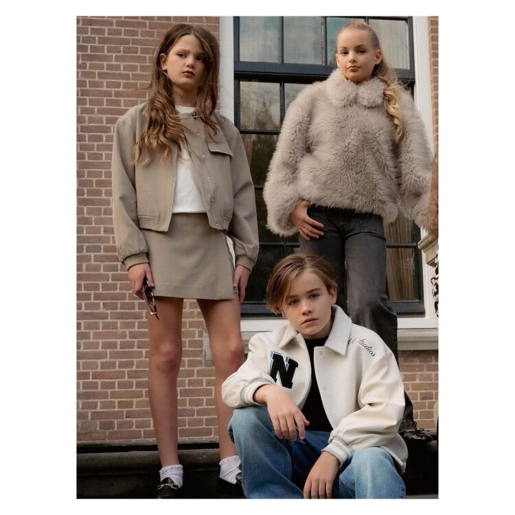 Nik & Nik G 4-593 2601 Luci Blazer G 4-593 2601 Luci Blazer - www.romeynkids.nl - Romeyn Kids Nik & Nik G 4-593 2601 Luci Blazer G 4-593 2601 Luci Blazer - www.romeynkids.nl - Romeyn Kids