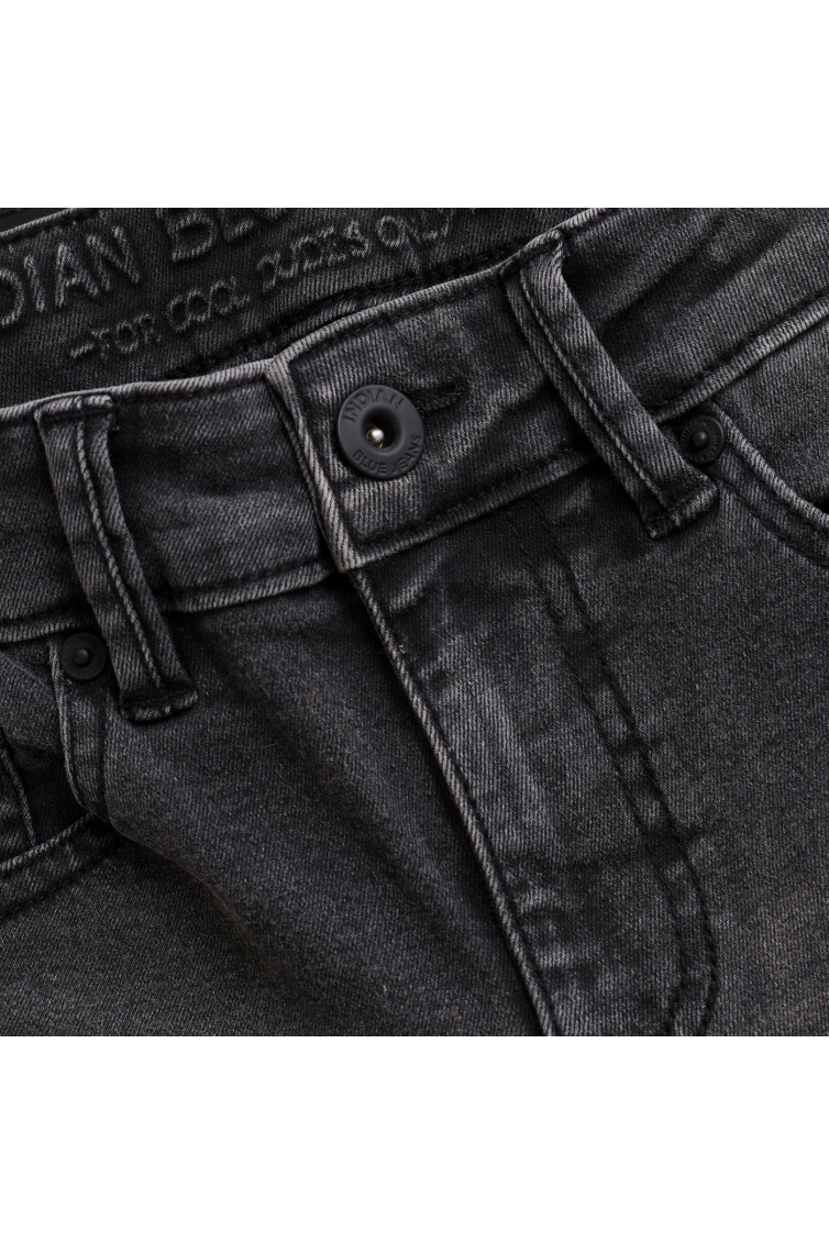 Indian Blue Jeans 960294