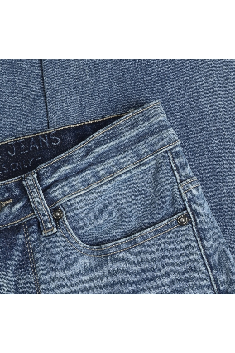 Indian Blue Jeans 960680